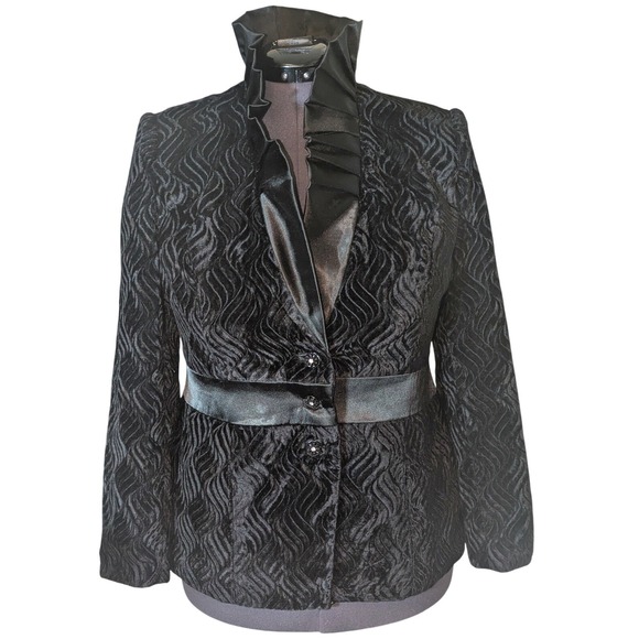 Donnavinci Jackets & Blazers - VTG 90s Vamp Blazer 14 Whimsigoth Corporate Goth Textured Velvet Pleated Collar
